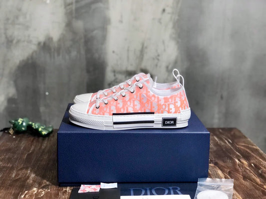 DIOR SNEAKER