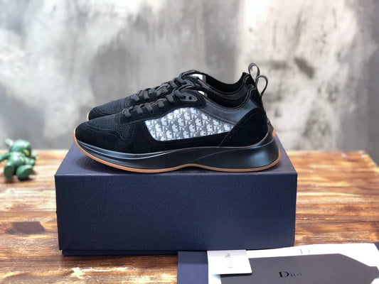 DIOR SNEAKER