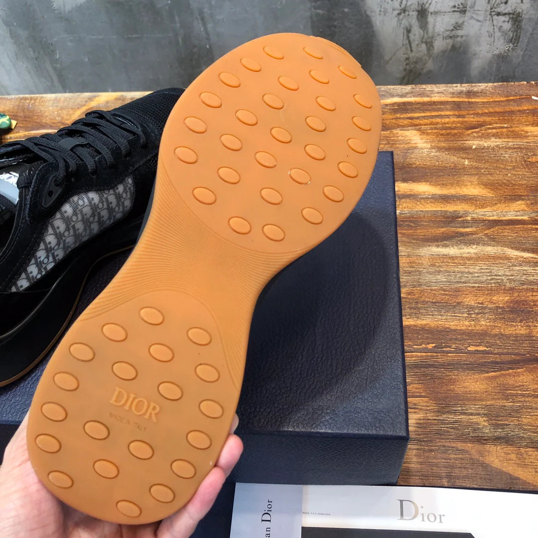DIOR SNEAKER