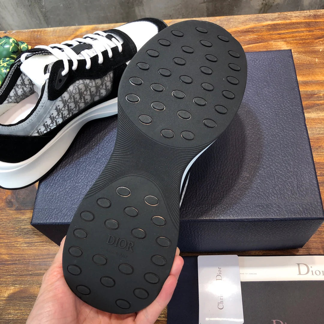 DIOR SNEAKER