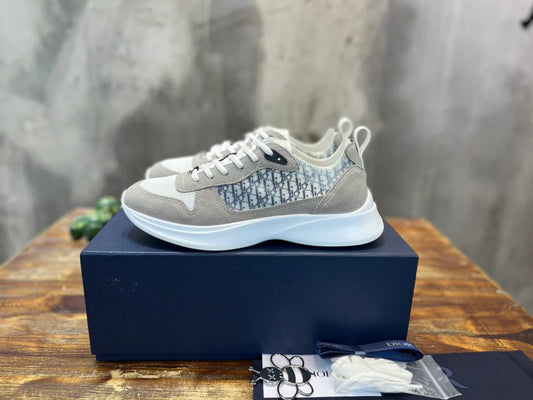 DIOR SNEAKER