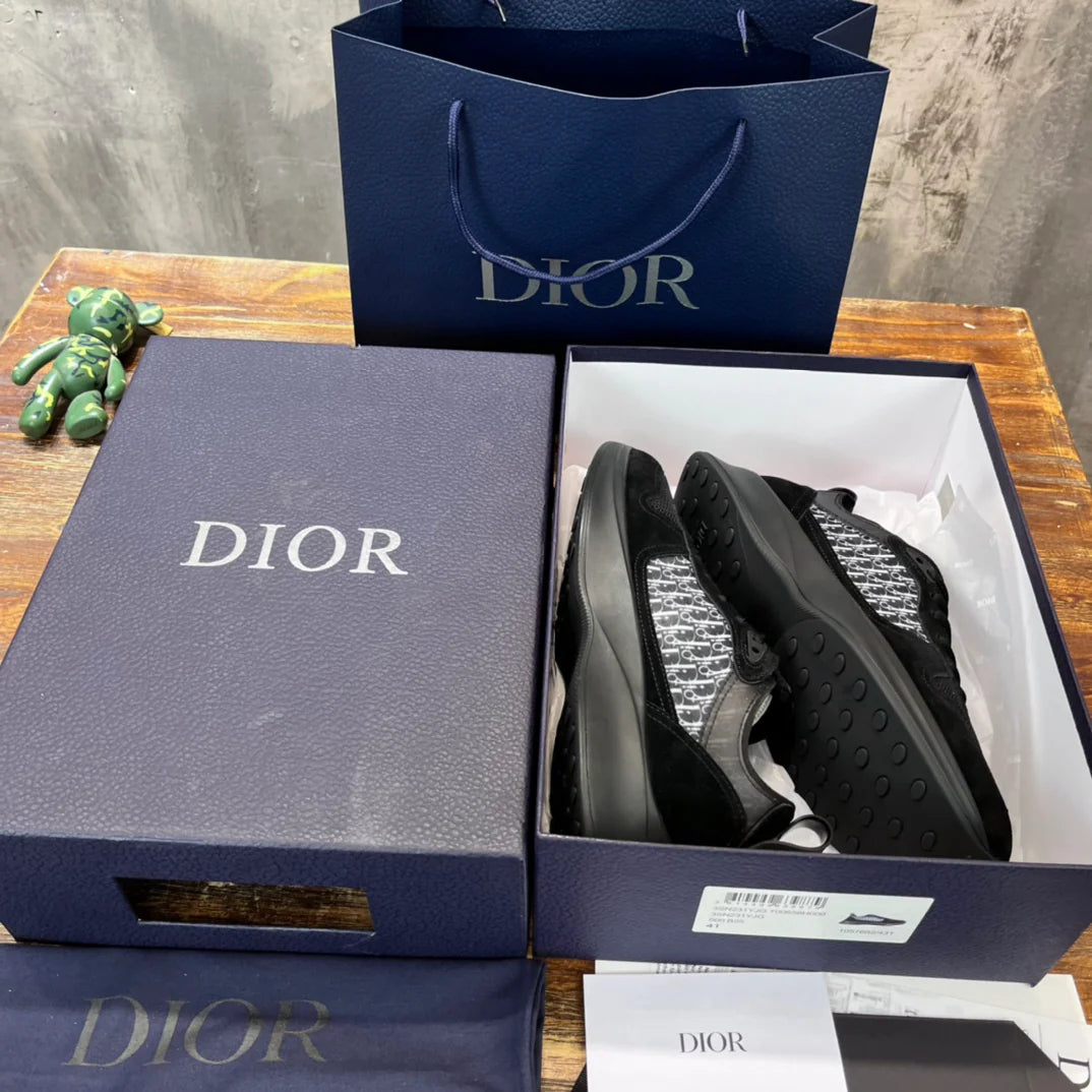 DIOR SNEAKER