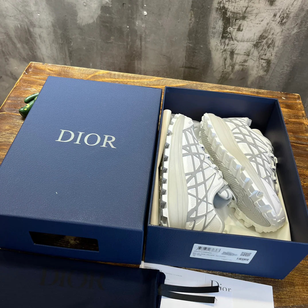 DIOR SNEAKER