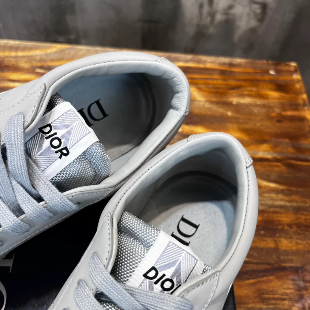 DIOR SNEAKER