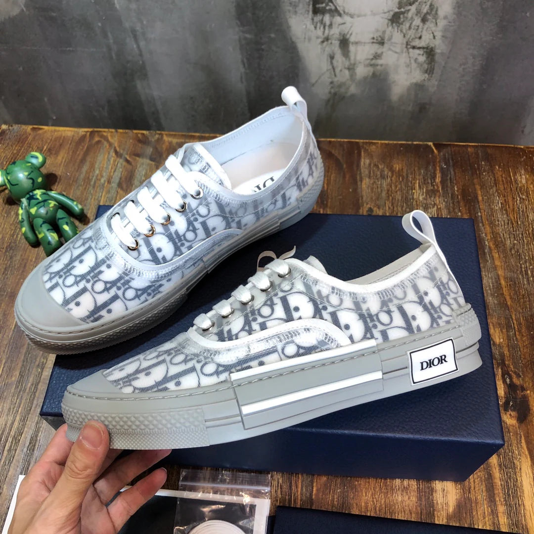 DIOR SNEAKER