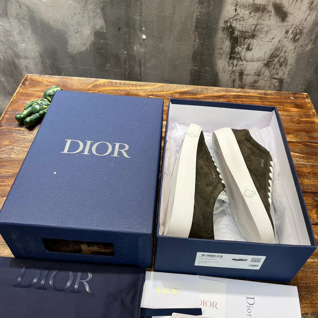 DIOR SNEAKER