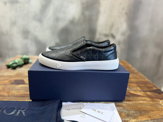DIOR SNEAKER