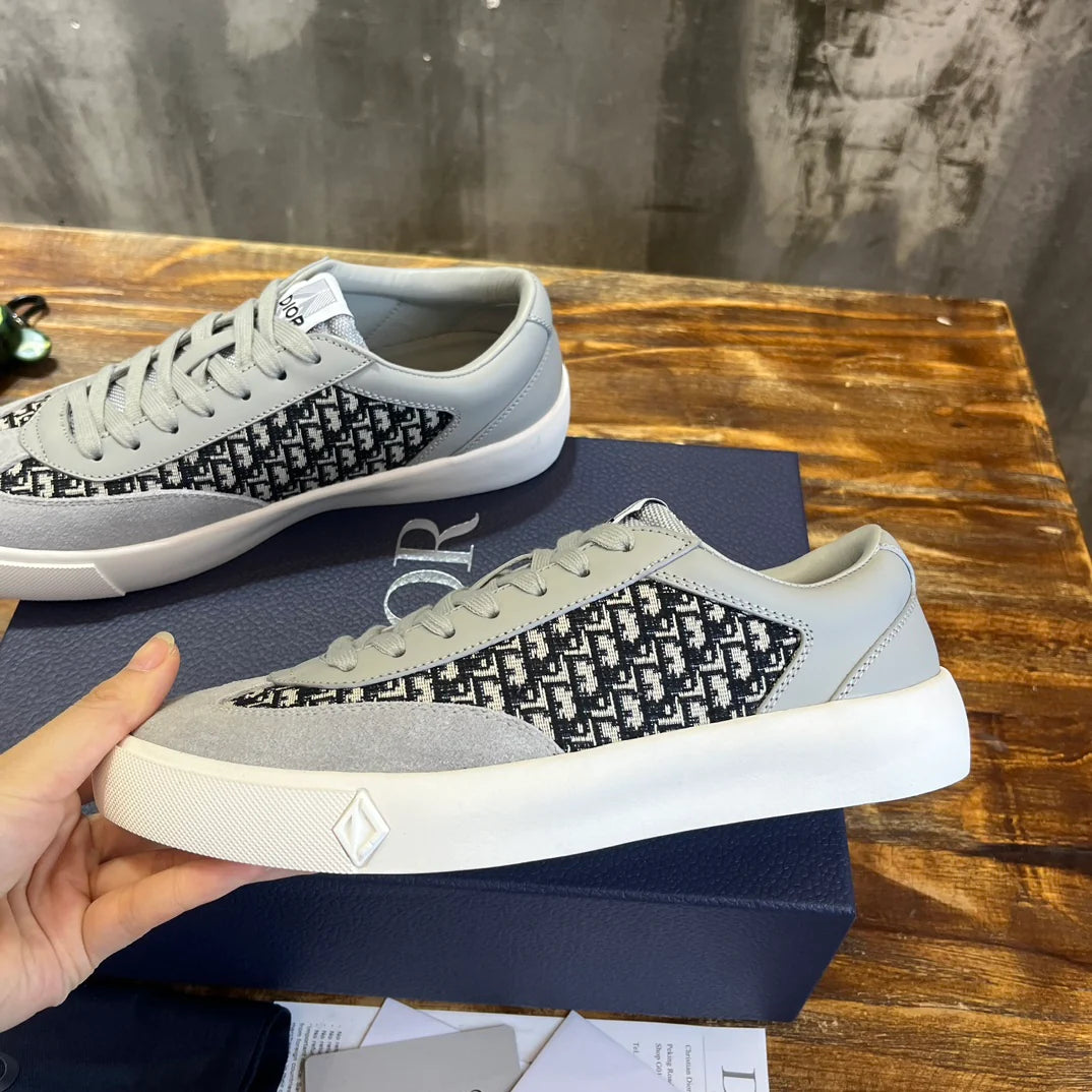 DIOR SNEAKER
