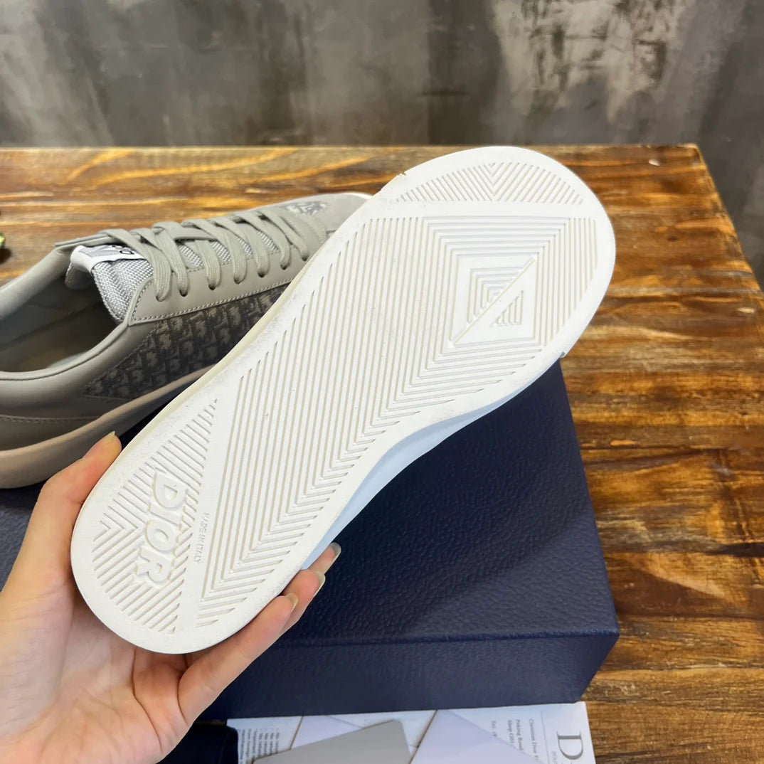 DIOR SNEAKER