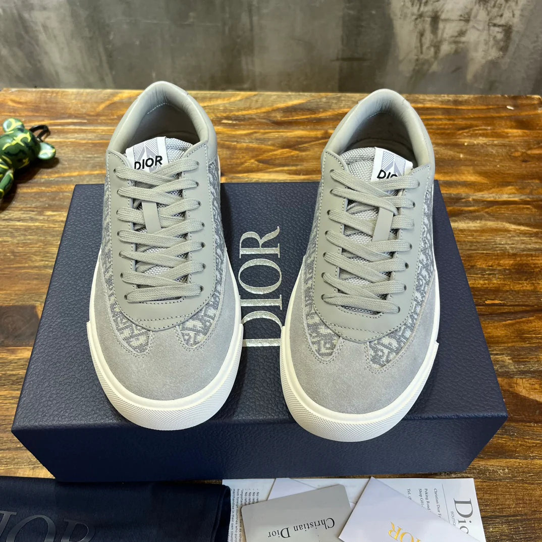 DIOR SNEAKER