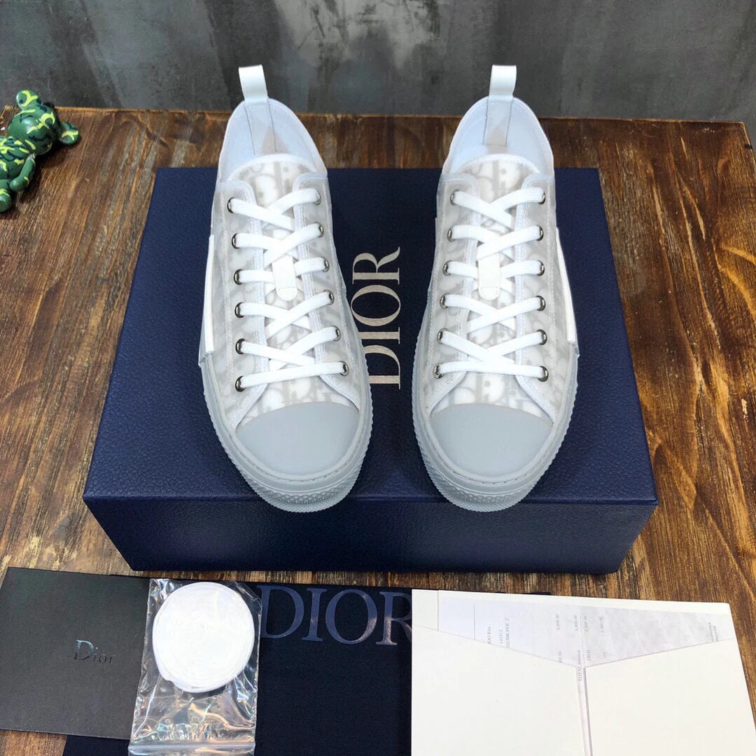DIOR SNEAKER