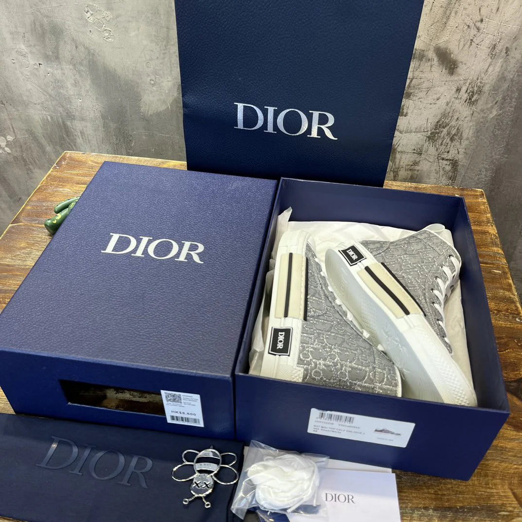 DIOR SNEAKER