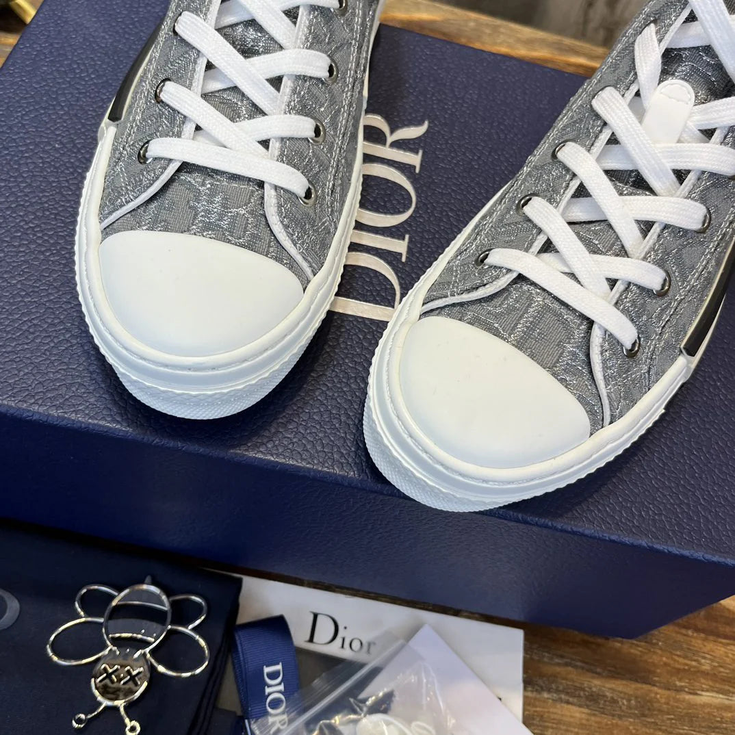 DIOR SNEAKER