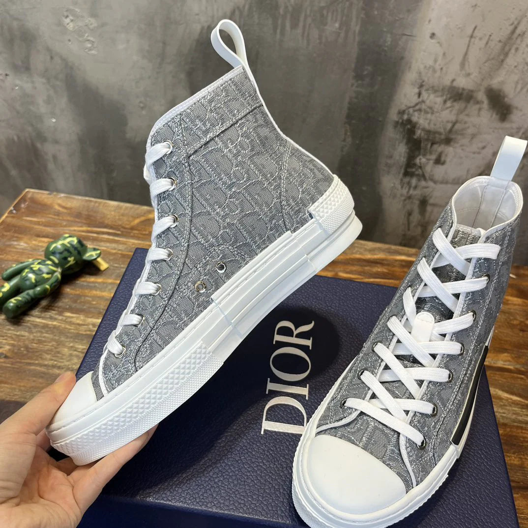 DIOR SNEAKER