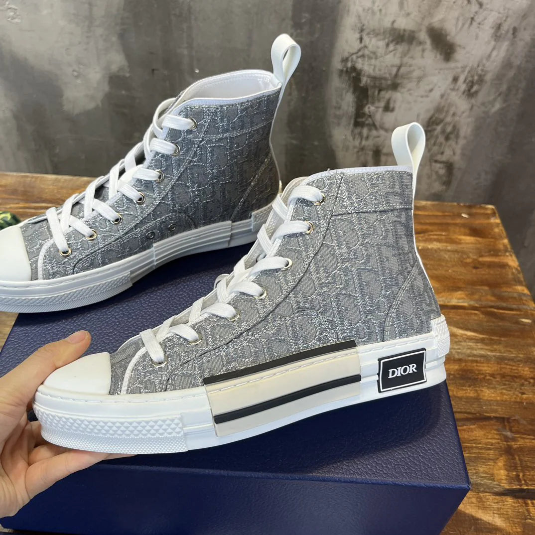 DIOR SNEAKER