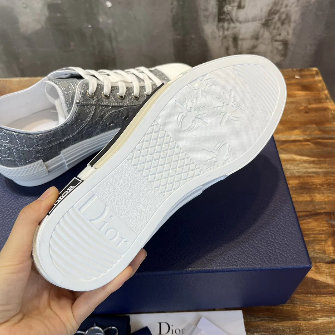 DIOR SNEAKER