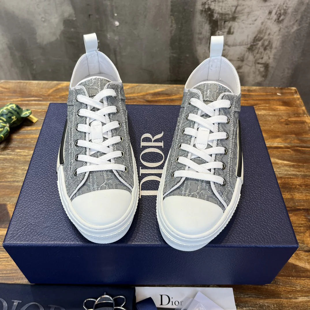 DIOR SNEAKER