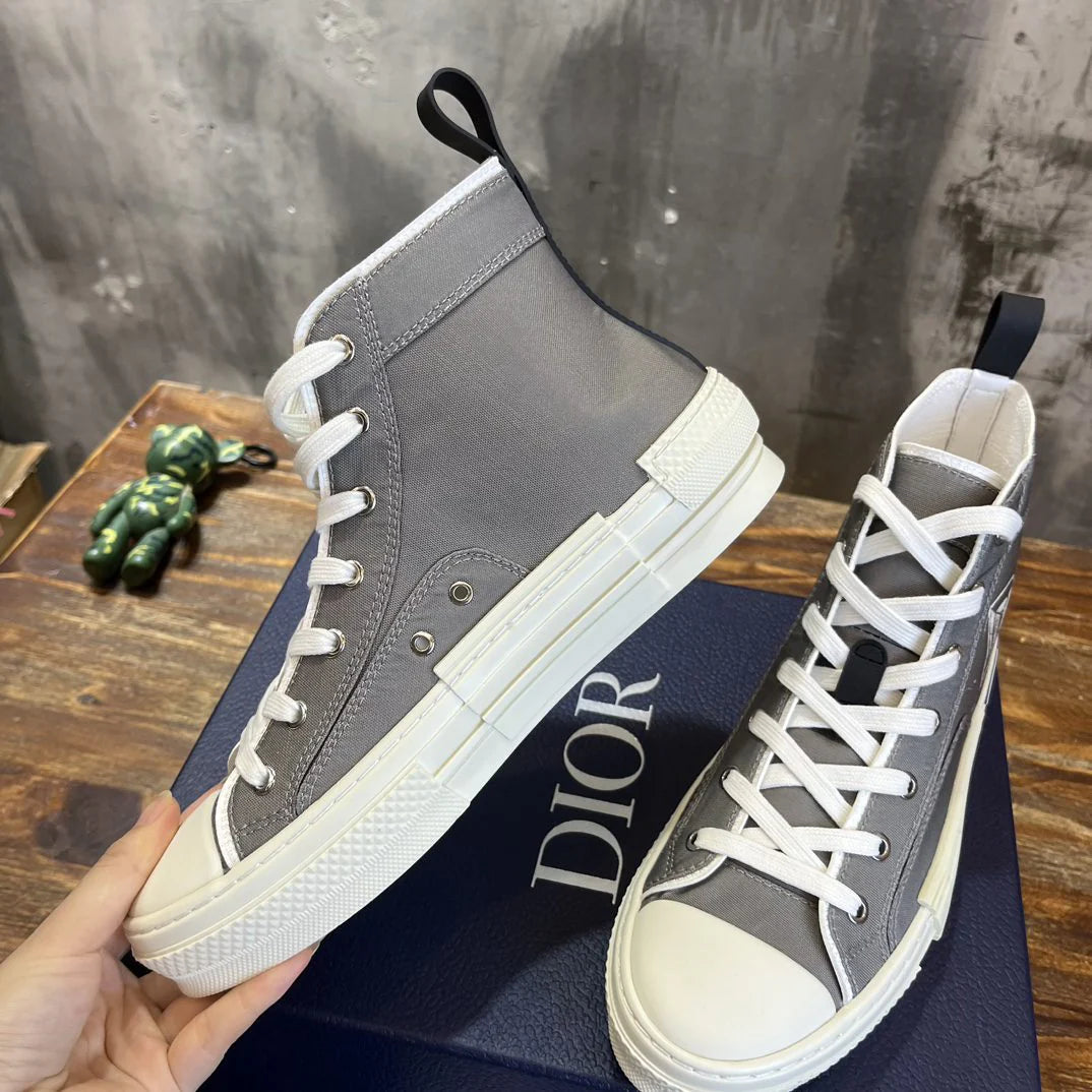 DIOR SNEAKER