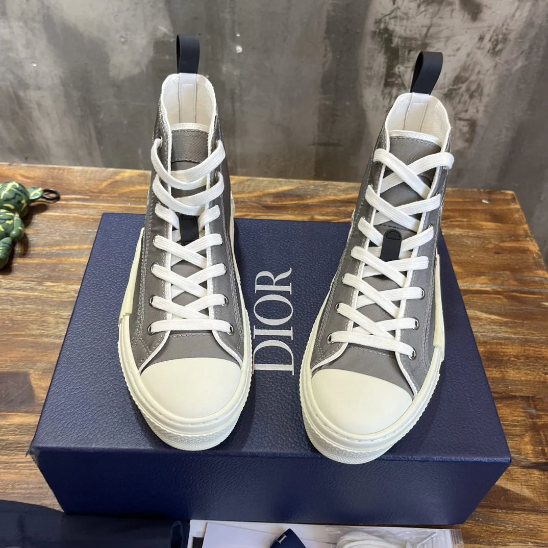 DIOR SNEAKER