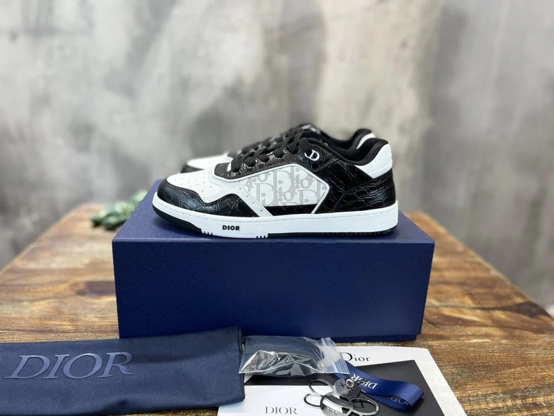 DIOR SNEAKER