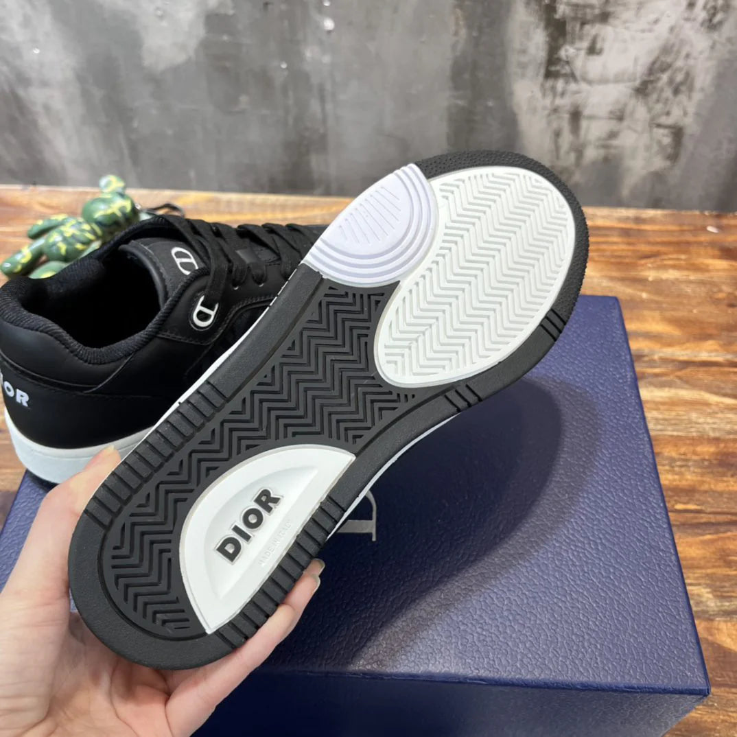 DIOR SNEAKER