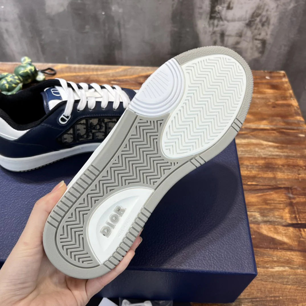 DIOR SNEAKER