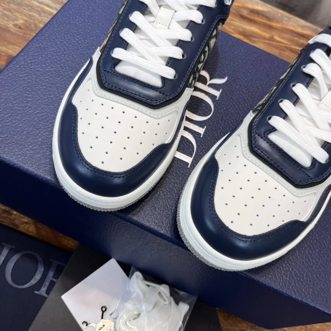 DIOR SNEAKER