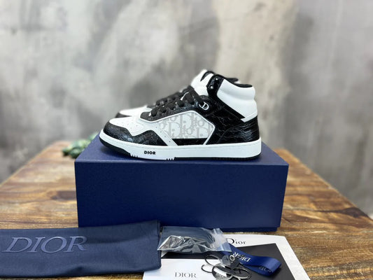 DIOR SNEAKER