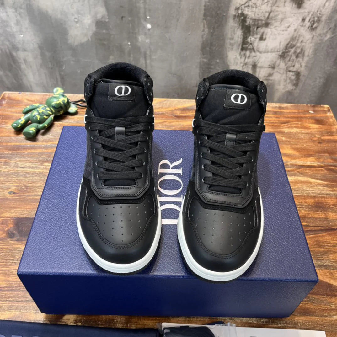 DIOR SNEAKER