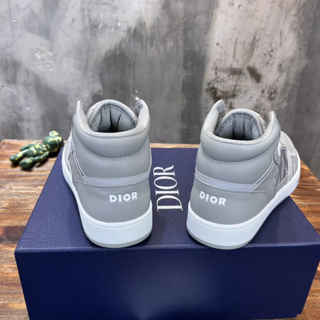 DIOR SNEAKER