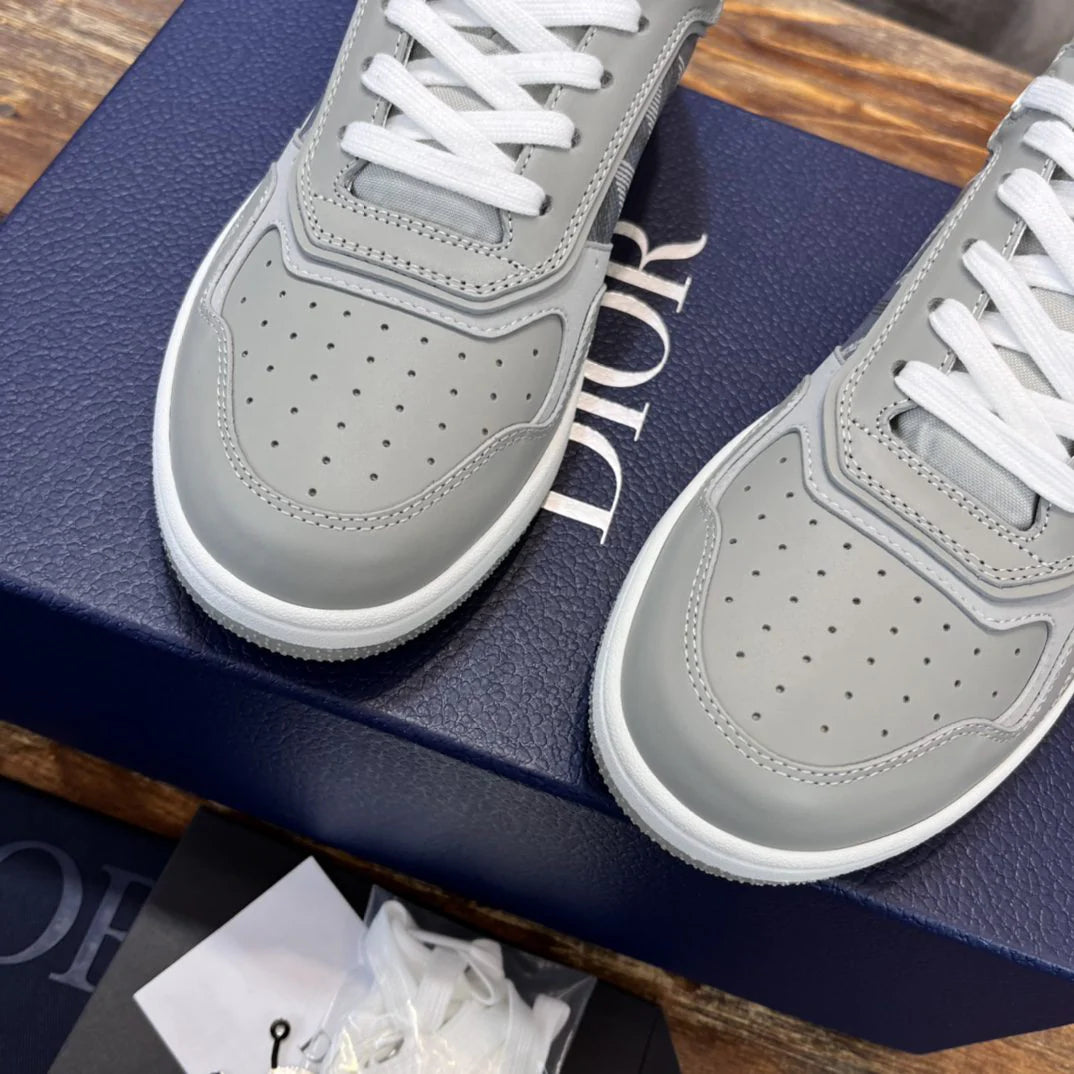 DIOR SNEAKER