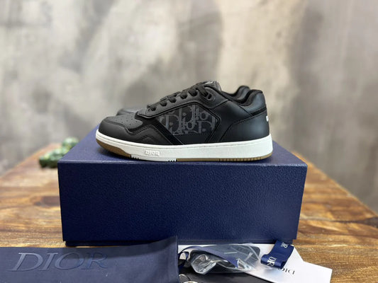 DIOR SNEAKER