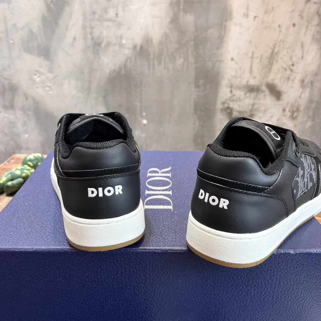 DIOR SNEAKER