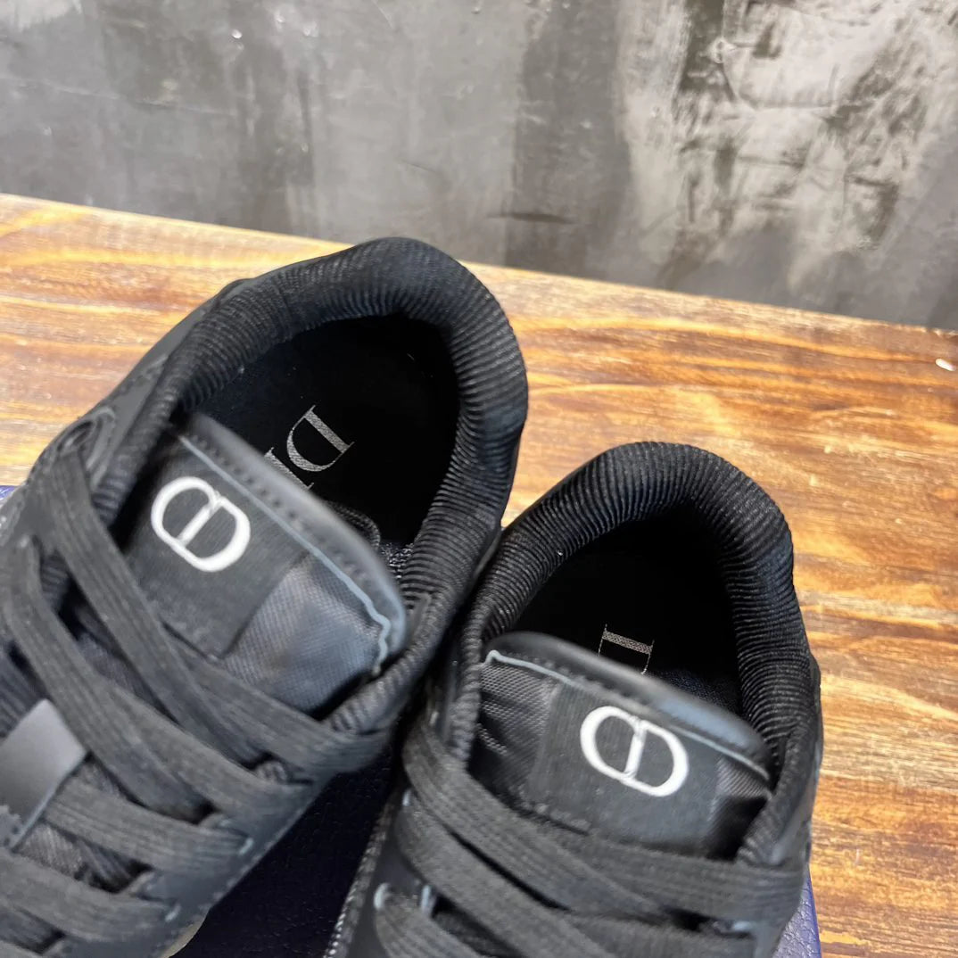 DIOR SNEAKER