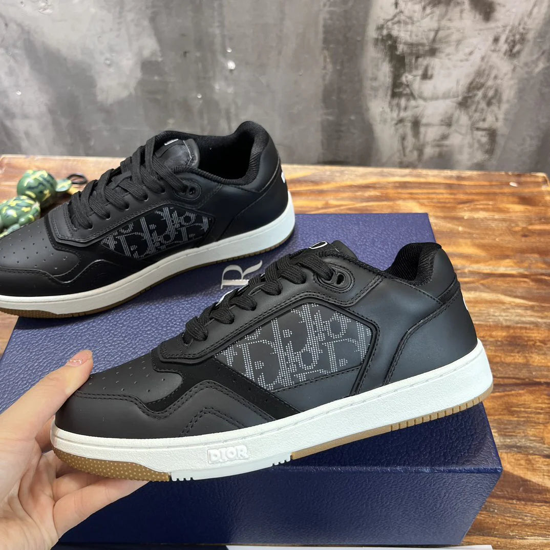 DIOR SNEAKER