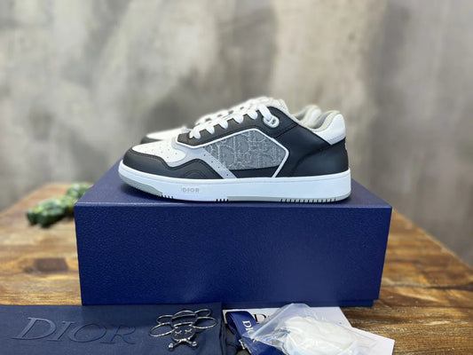 DIOR SNEAKER