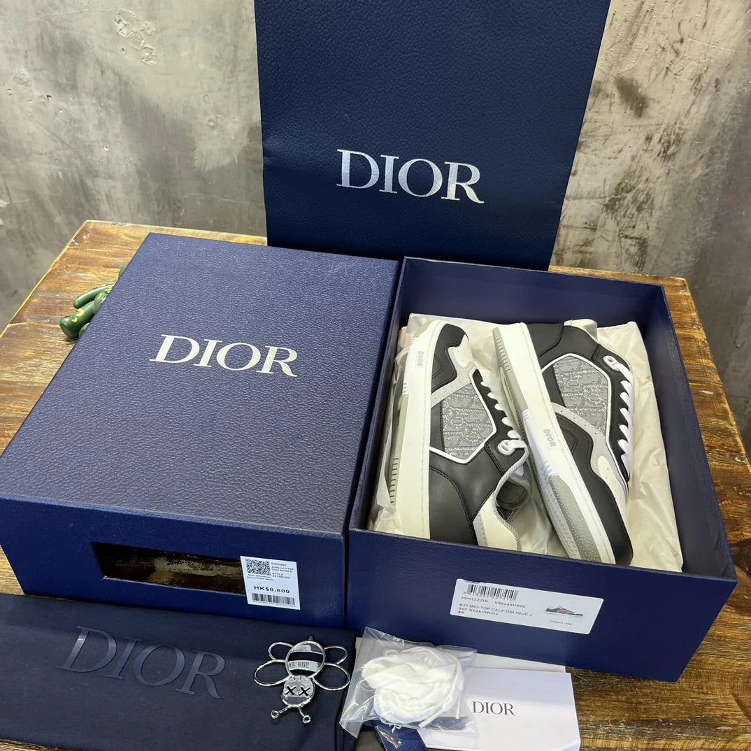 DIOR SNEAKER