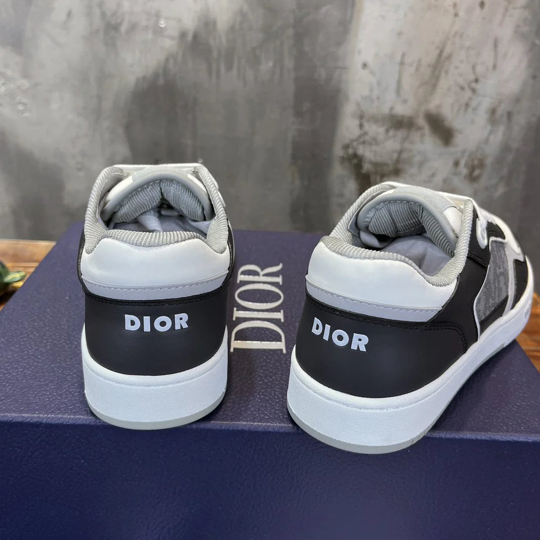 DIOR SNEAKER