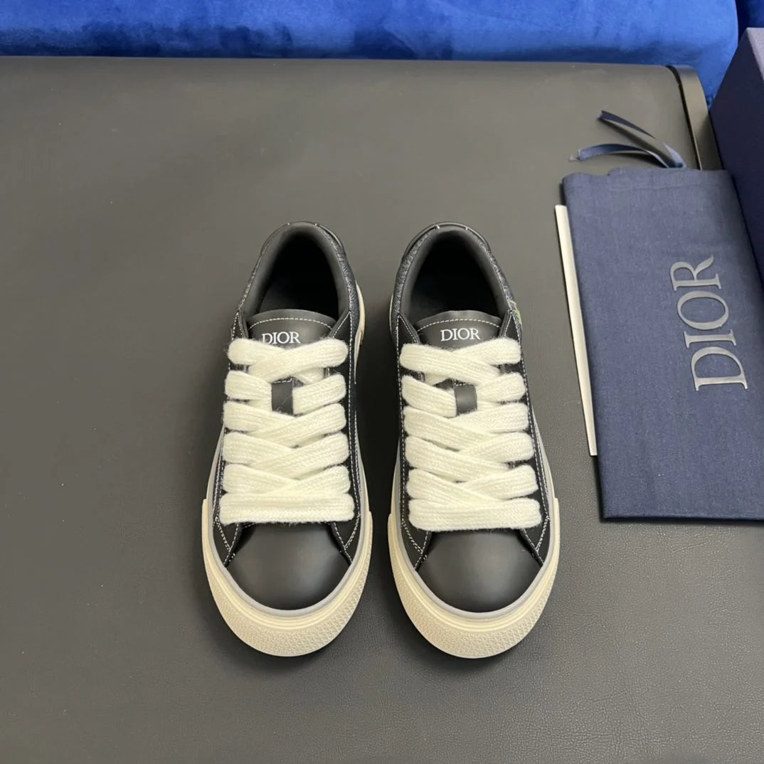 DIOR SNEAKER
