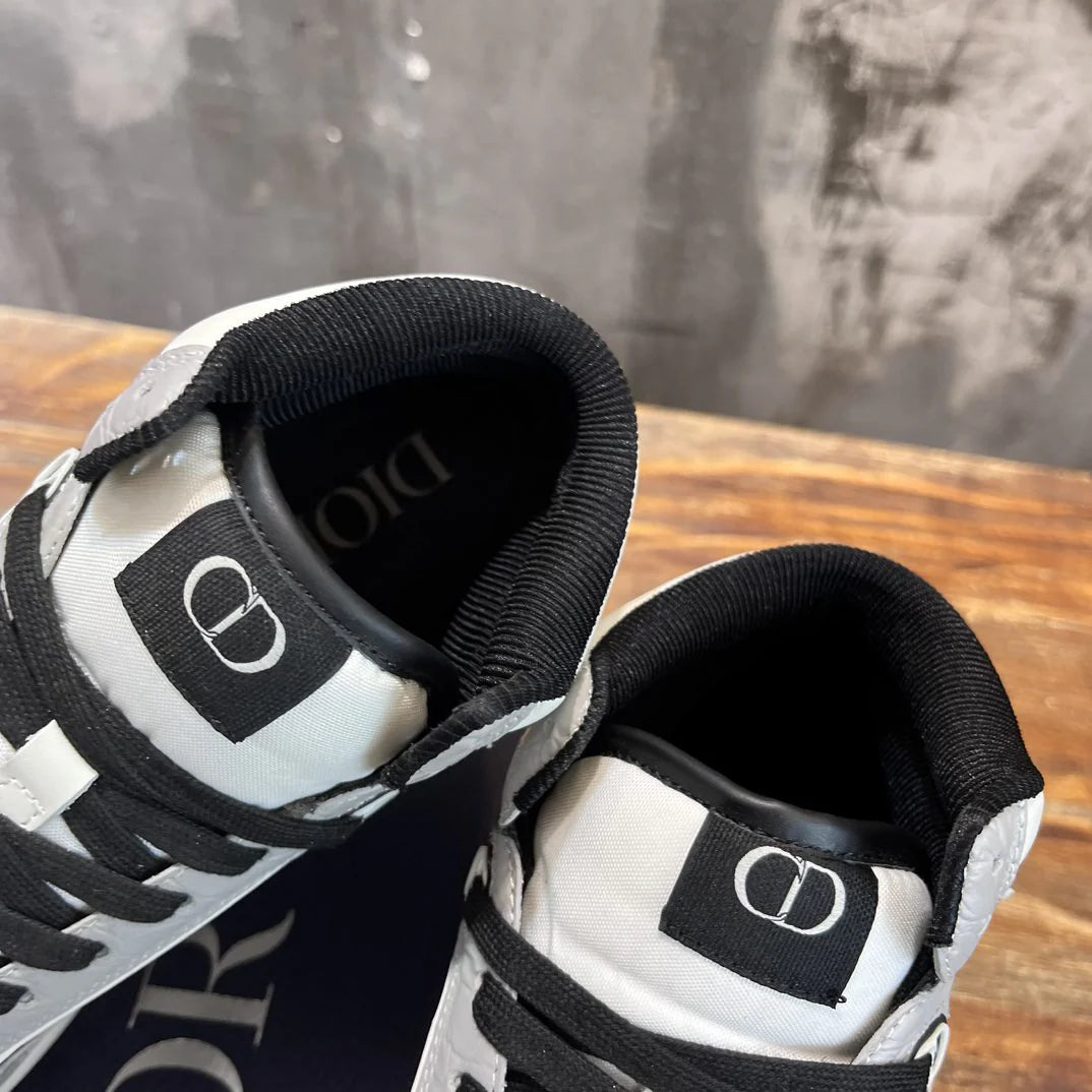 DIOR SNEAKER