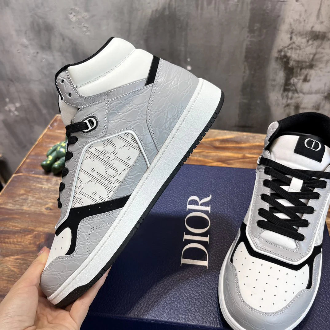 DIOR SNEAKER