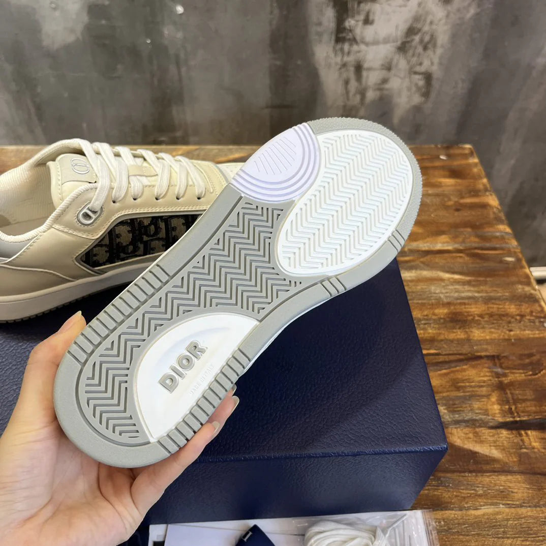 DIOR SNEAKER