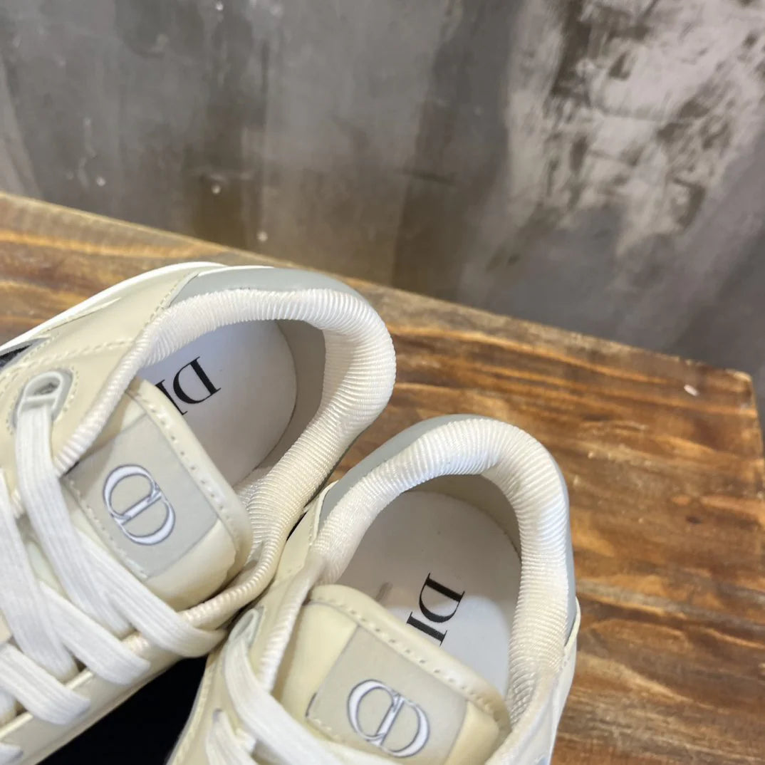 DIOR SNEAKER