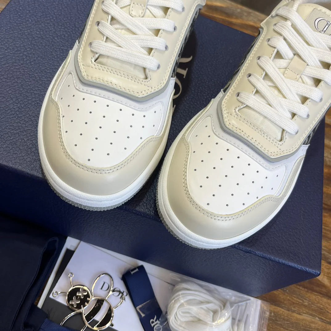 DIOR SNEAKER