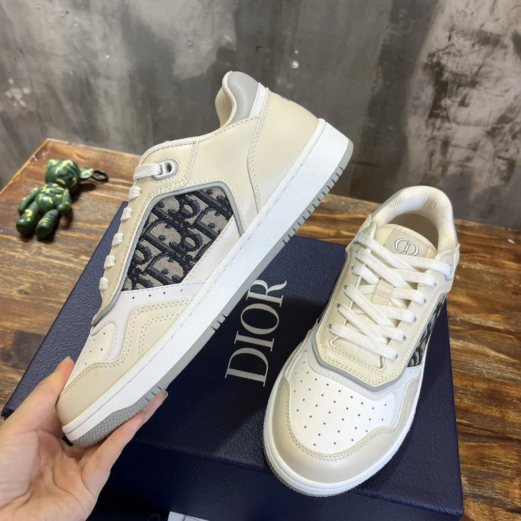 DIOR SNEAKER