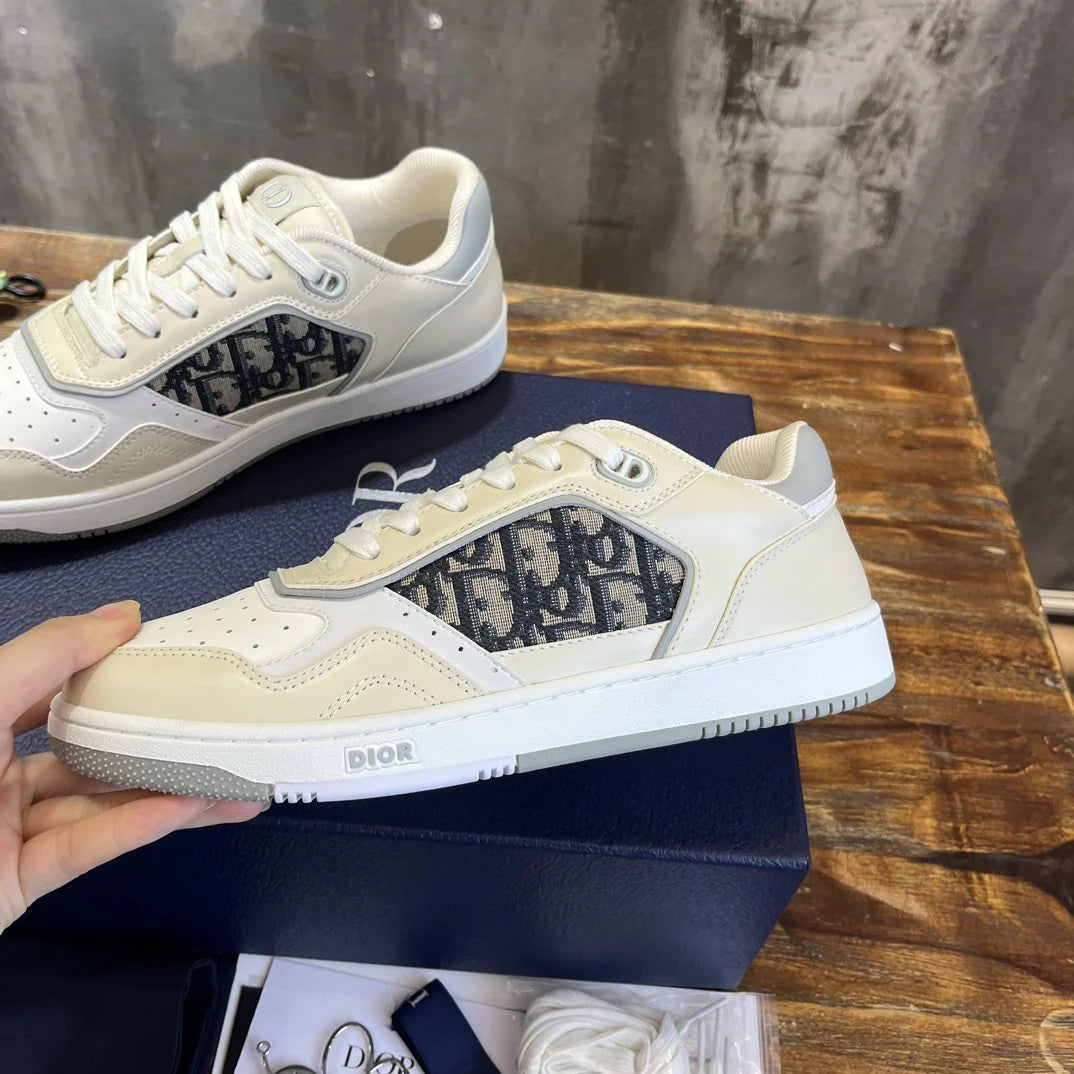 DIOR SNEAKER