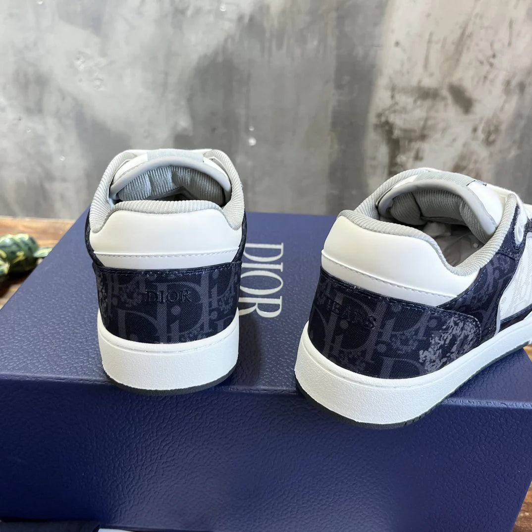 DIOR SNEAKER