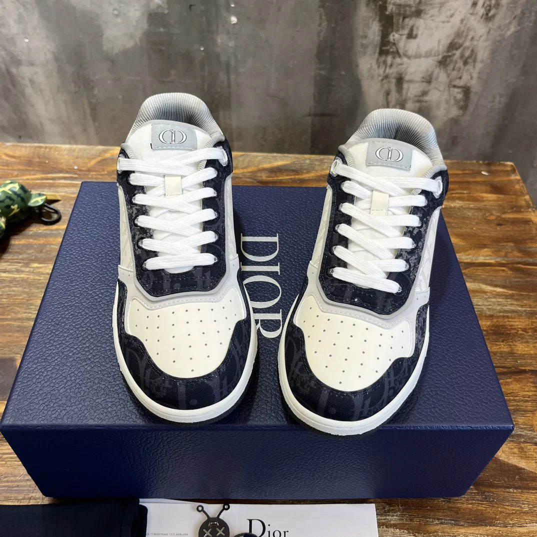 DIOR SNEAKER