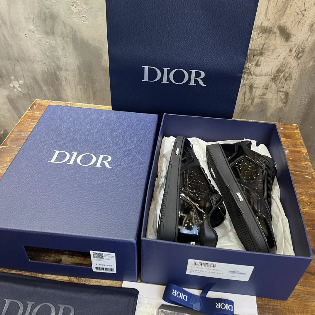 DIOR SNEAKER