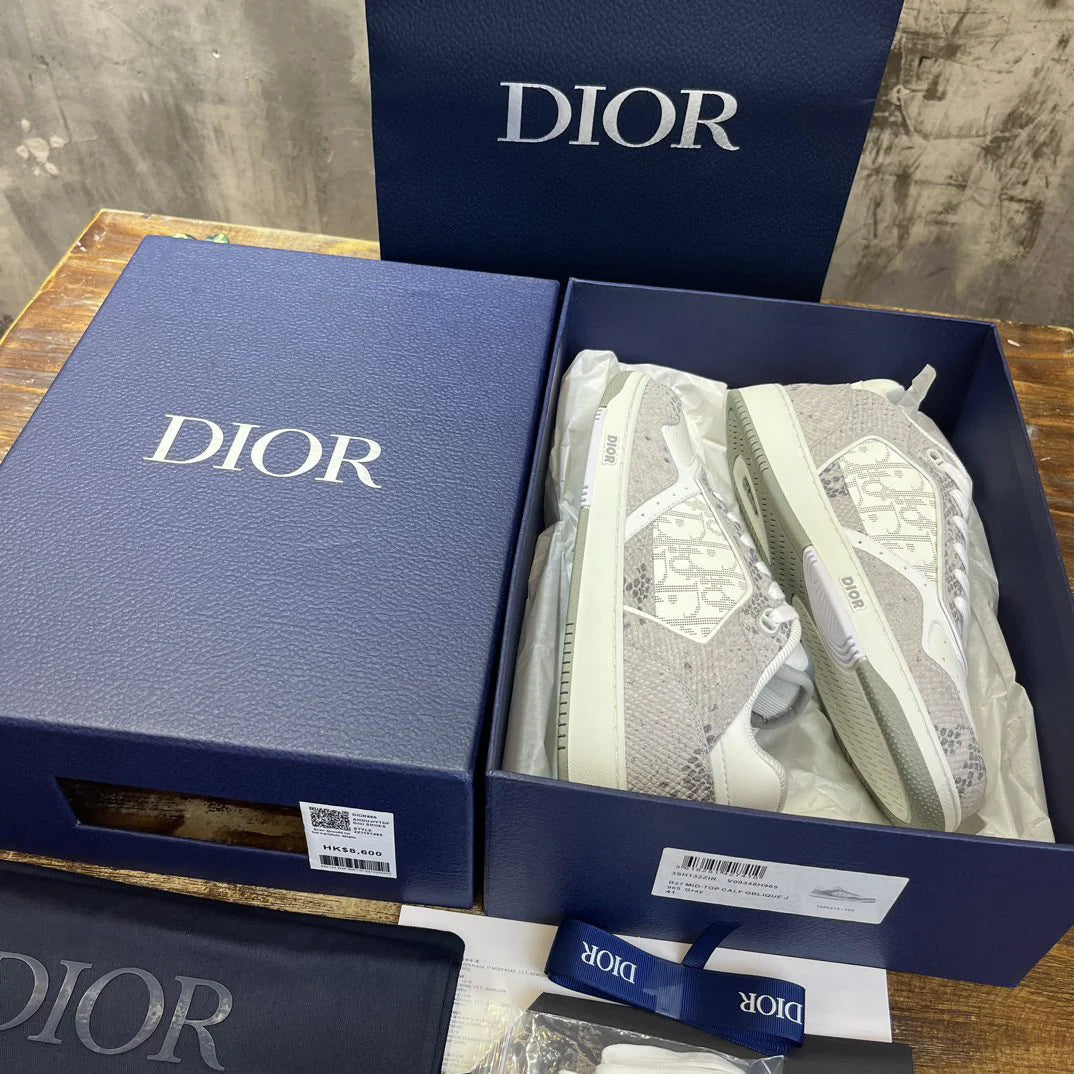 DIOR SNEAKER